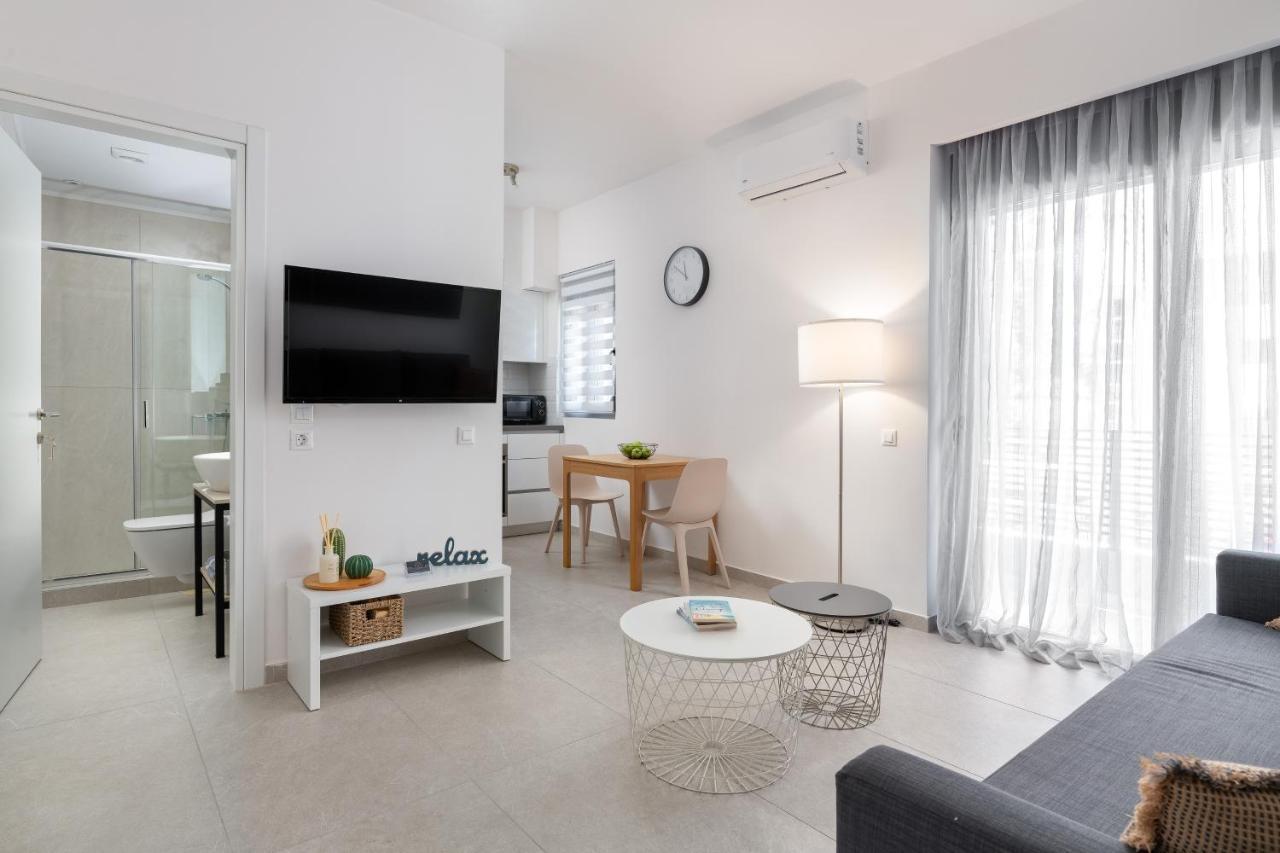 Rhodes Apartment *